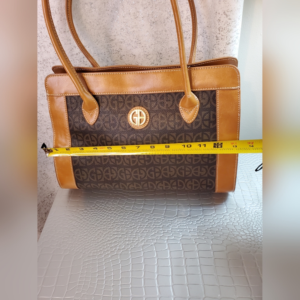 Giani Bernini Signature Browm Faux Leather Large Shoulder bag - Picture 9 of 11